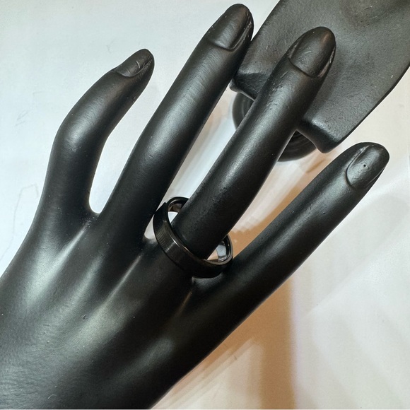 NWT Tungsten 6mm Black Matte Band - Picture 4 of 15